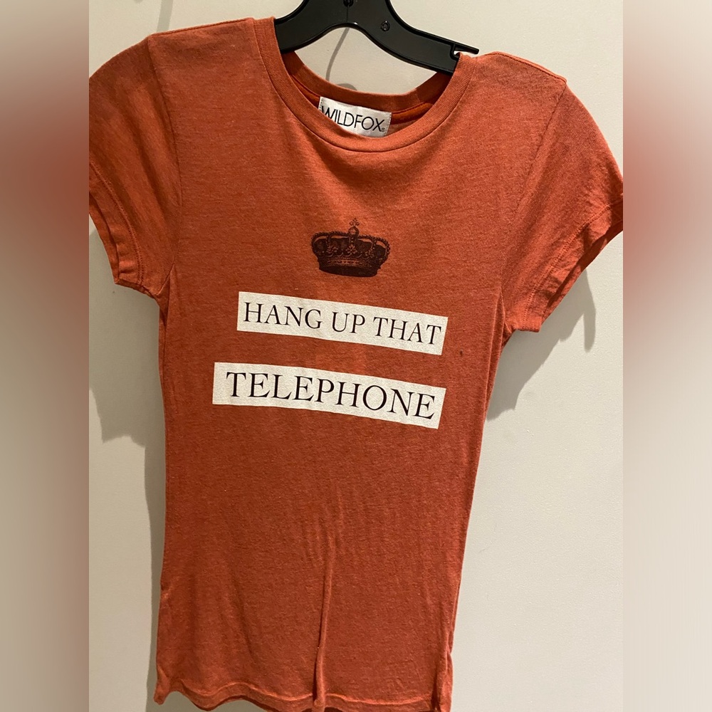 Ladies Wildfox Tshirt Color Rust